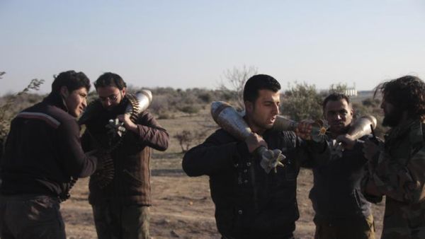 مقاتلون من الجيش الحر في ادلب