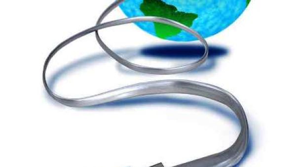 The agenda of the event revolves around the sustainability of the Internet model and the development of viable business models The agenda of the event revolves around the sustainability of the Internet model and the development of viable business models