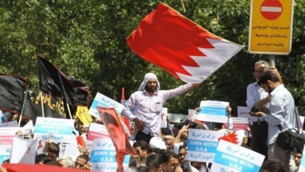 تظاهرة في ايران مناهضة لمشروع الاتحاد بين السعودية والبحرين