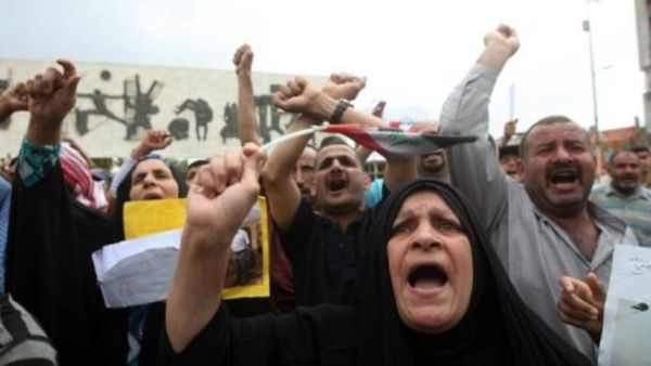 تظاهرة في بغداد بعد صلاة الجمعة في ساحة التحرير
