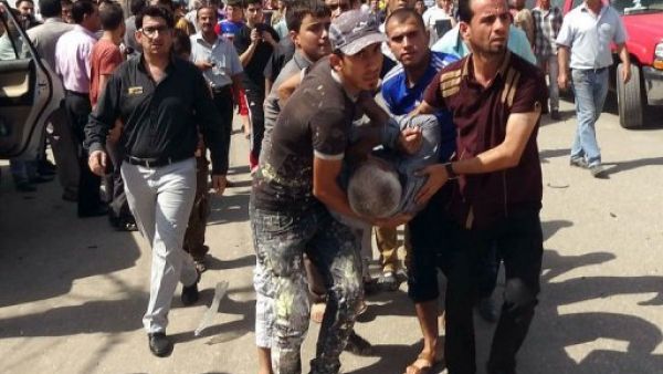 نقل جريح اصيب في تفجير انتحاري قرب منزل النائب المسيحي عماد يوحنا في كركوك الاحد
