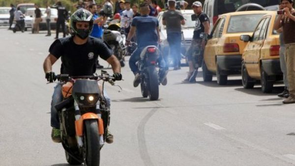 شباب العراق يصارعون سلطة المجتمع والسياسة