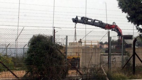 الحدود بين اسرائيل ولبنان عند بوابة فاطمة 
 الحدود بين اسرائيل ولبنان عند بوابة فاطمة