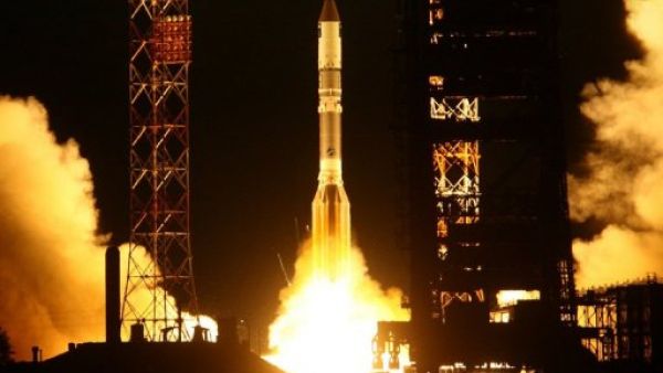 إطلاق صاروخ "بروتون" من محطة بايكونور في كازاخستان
