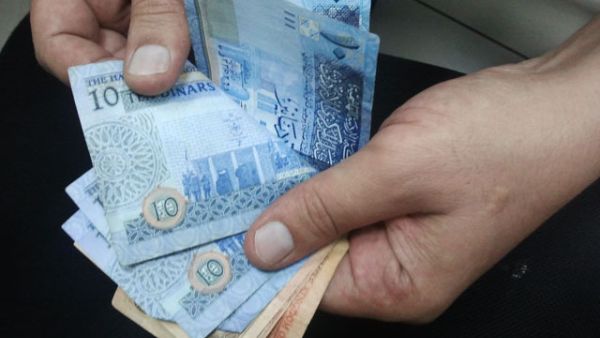 Many banks failed to anticipate that Jordan's Ministry of Finance would shift its borrowing targets from local banks in dinars to foreign sources in dollars (File Archive)