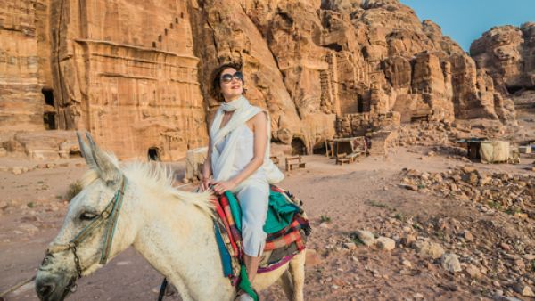 إليكِ جولة على أكثر 3 أماكن سحراً وجمالاً في جنوب الأردن