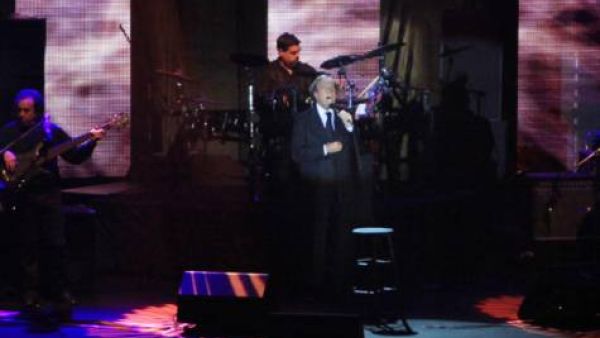 Julio Iglesias still has star power at age 70.