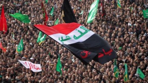 المسيرة من مرقد الامام الحسين الى مرقد الامام العباس في كربلاء
