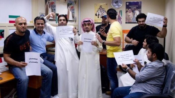 موظفو الجمارك المضربون في الكويت
