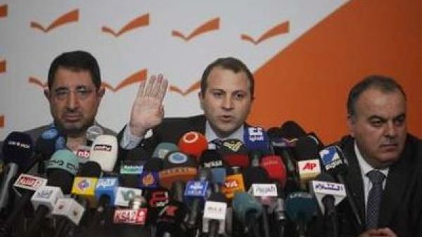 وزراء المعارضة يعلنون استقالتهم