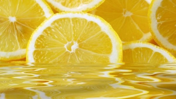 الليمون يمكن أن يكون بديلا عن صبغات الشعر