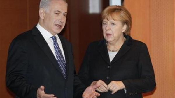 المستشارة الالمانية انجيلا ميركل مع بنيامين نتنياهو رئيس الوزراء الاسرائيلي في برلين 
