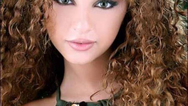 This rising star needs to be protected while in Algeria. Not all Algerians want Myriam Fares to come.