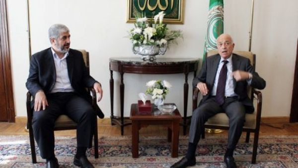 مشعل خلال اجتماعه مع العربي