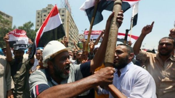 مواصلة العملية السياسية بمصر غداة تظاهرات مؤيدة لمرسي