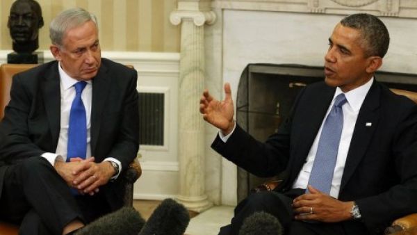 الرئيس الاميركي باراك اوباما مستقبلا رئيس الوزراء الاسرائيلي بنيامين نتانياهو في البيت الابيض
