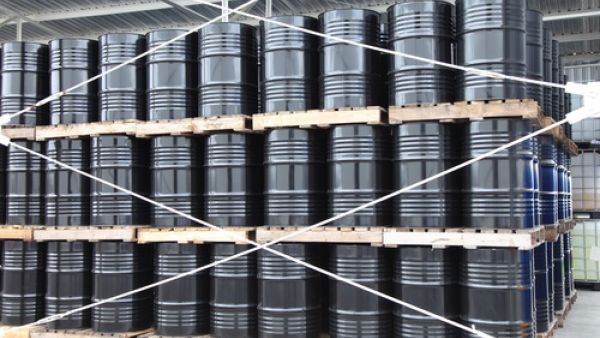 Jordan consumes 100,000 barrels of oil a day, according to government figures (File Archive/Shutterstock)