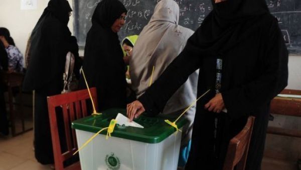 مشاركة قوية رغم سقوط 18 قتيلا