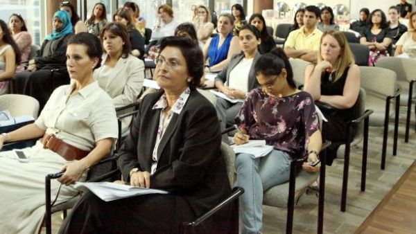 تعد الفعالية فرصة ذهبية لكل سيدة تفكر في أن تبدأ عملها الخاص بها