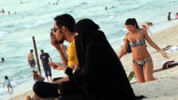 Life's no picnic for the single ladies of Sharjah