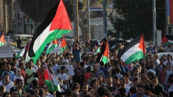 وقف الاحتجاجات ضد ارتفاع الاسعار بالضفة حتى الاحد  