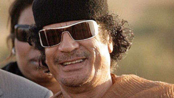الزعيم الليبي معمر القذافي