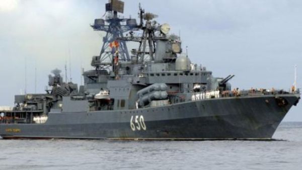 سفن حربية روسيا تتجه الى ميناء طرطوس
