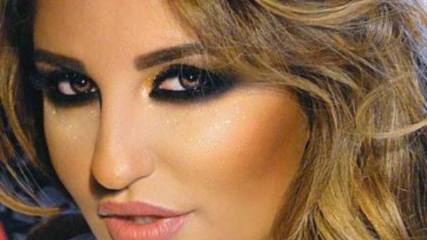 Iraqi singer Shatha Hassoun's shoe pictures, a step too far?
