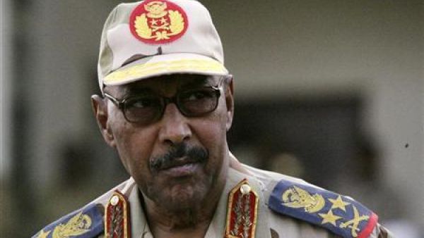 وزير الدفاع السوداني عبد الرحيم محمد حسين
 وزير الدفاع السوداني عبد الرحيم محمد حسين