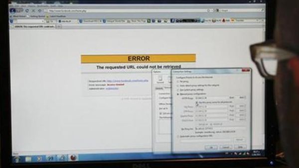 سوري يعرض كيف يمكنه التغلب على حظر موقع فيسبوك في سوريا

