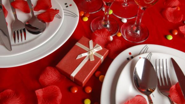 أفكار تساعدك في تزيين منزلك احتفالاً بعيد الحب الـ 2014 في أجواء احتفالية مميّزة
