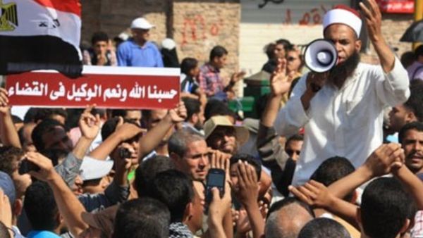 بعض السلفيون اختاروا التحالف مع الإخوان آخرون آثروا الحياد (تصوير: مي شاهين)