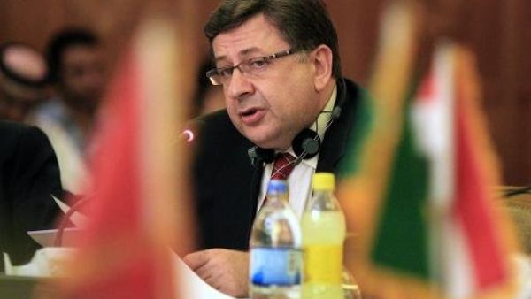 السفير التركي في مصر حسين عوني بوتسالي
