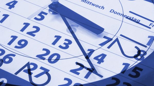Working hours in Saudi Arabia have been reduced from 45 hours/week to 40 hours/week. (Image credit: Shutterstock)