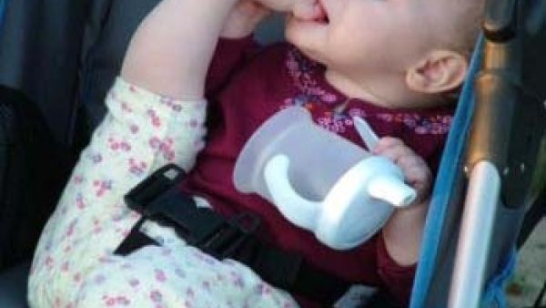 عض اصبع القدم