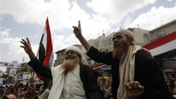 محادثات مع نائب الرئيس بشأن نقل السلطة