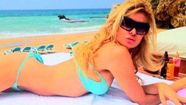 ميريام كلينك على البلاج