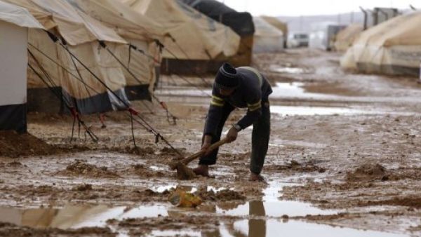 Saudi and the UAE are to donate more money to Syrian refugees in Jordan after a recent spell of bad weather