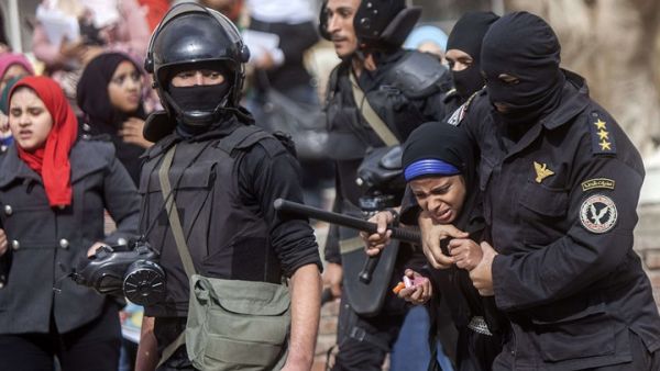 2500 معتقلة سياسية خلال الفترة من 14 آب/ أغسطس 2013 وحتى نهاية كانون الأول/ ديسمبر 2017 