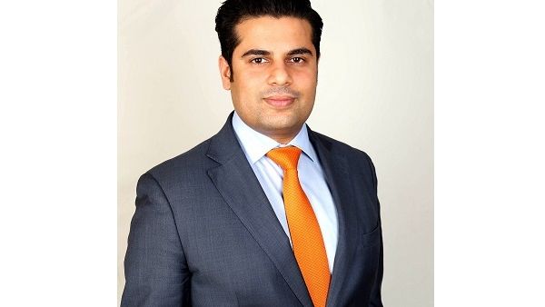فوّاد طارق خان، الرئيس التنفيذي لشركة "شعاع كابيتال فوّاد طارق خان، الرئيس التنفيذي لشركة "شعاع كابيتال