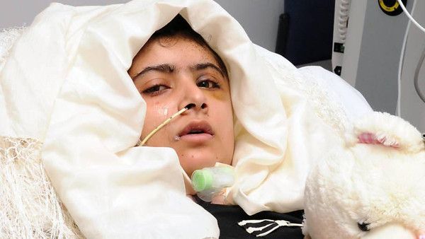 ملالا تصل إلى وادي سوات في باكستان بعد خمس سنوات على تعرضها لإطلاق نار
