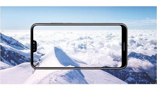 With Huawei Mate10 Series and Huawei nova 3e HD smart cameras, a mother can take the most beautiful photos of her happy moments with her children.