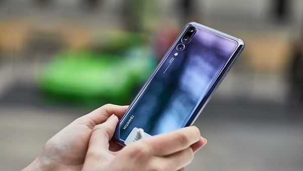 Huawei P20 Pro sets a new benchmark for smartphone cameras. 