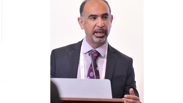 الدكتور شهراد طاهري، مدير مختبر البحوث الإكلينيكية والعميد المساعد للدراسات الاستقصائية الإكلينيكية في وايل كورنيل للطب الدكتور شهراد طاهري، مدير مختبر البحوث الإكلينيكية والعميد المساعد للدراسات الاستقصائية الإكلينيكية في وايل كورنيل للطب
