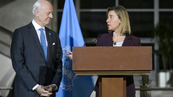 EU Foreign Affairs head Federica Mogherini and UN Syria envoy Staffan de Mistura give a press conference following a meeting during negotiations of peace talks on Syria to the United Nations Office in Geneva on March 23, 2016. (AFP/Fabrice Coffrini)