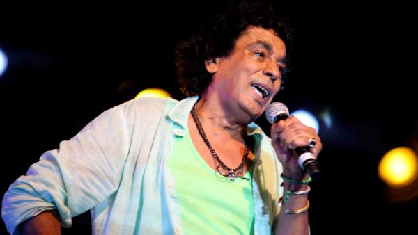 النجم محمد منير