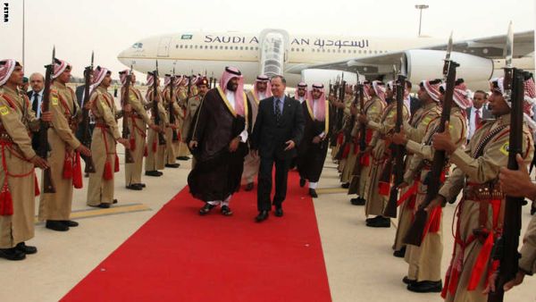 بعد وصف العلاقات بالفاترة.. ولي ولي العهد السعودي في الأردن لأول مرة
