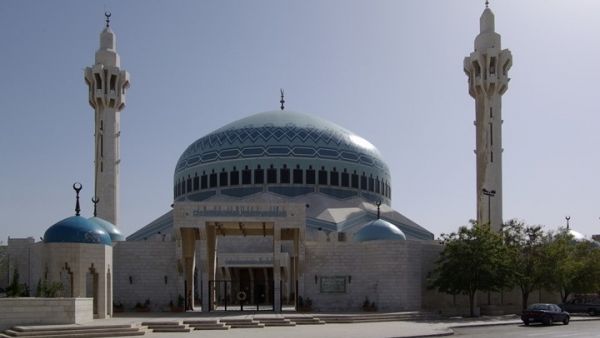 خطبة الجمعة الموحدة في الأردن.. الوزير يدافع والأئمة يمتعضون