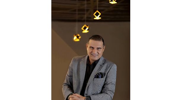 مراد مصطفى الصباح, مديراً عاماً الفندق مراد مصطفى الصباح, مديراً عاماً الفندق