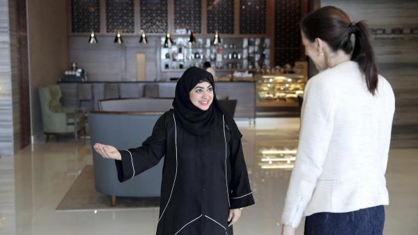 فندق في دبي يحظر التحيات الرسمية للضيوف